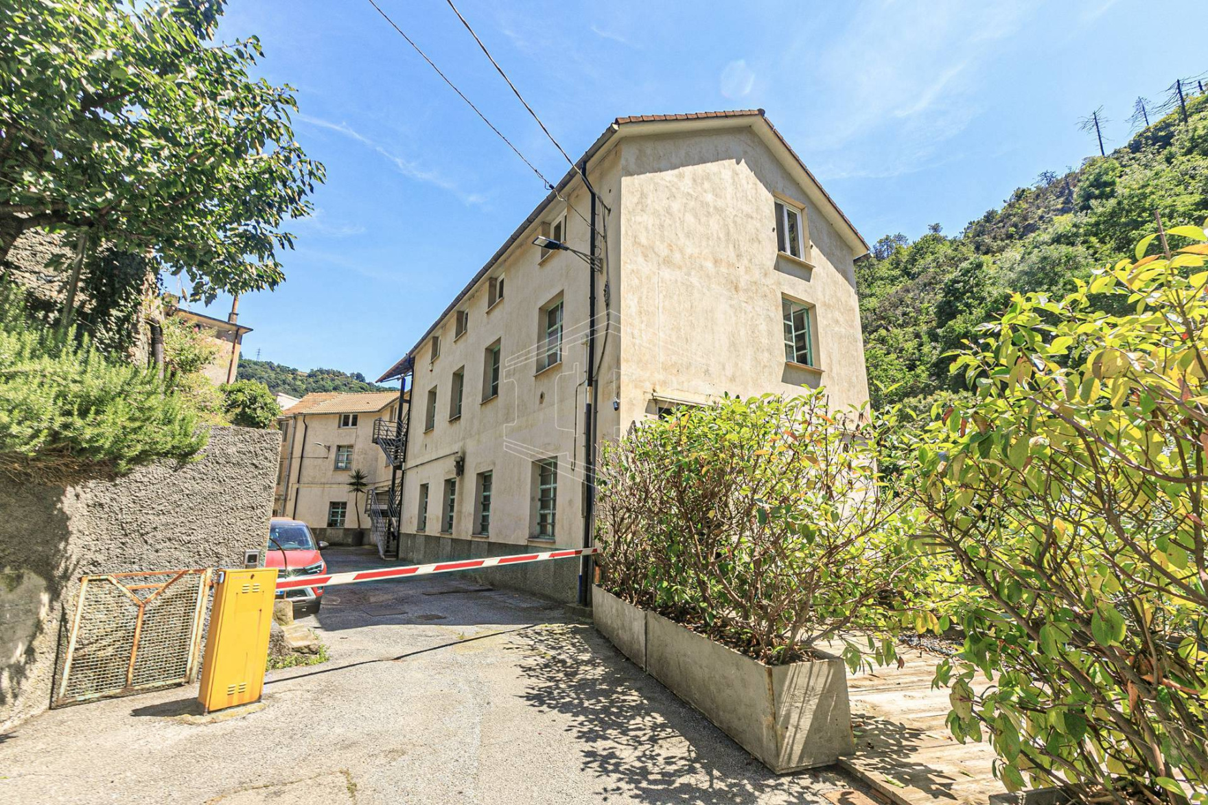 Edificio, Via Profondo, Genova (GE)