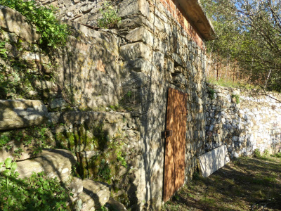 Rustico con terreno a Volastra, Rio Maggiore (SP)