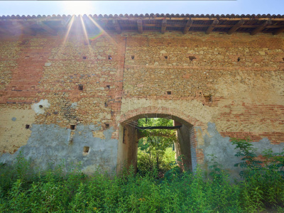 Cascinale con terreno in Via Campia, Cortandone (AT)