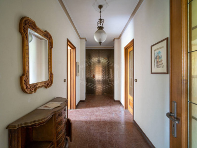 Casa indipendente con terreno in Via San Bartolomeo, Riva presso Chieri (TO)