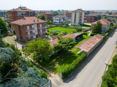 Casa indipendente con terreno in Via San Bartolomeo, Riva presso Chieri (TO)