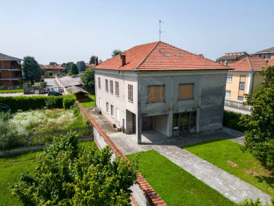 Casa indipendente in Via San Bartolomeo, Riva presso Chieri (TO)