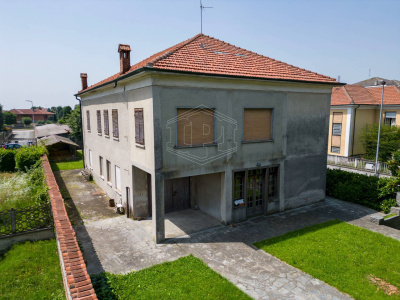 Casa indipendente in Via San Bartolomeo, Riva presso Chieri (TO)