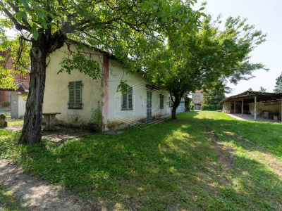 Rustico con terreno in Via San Bartolomeo, Riva presso Chieri (TO)