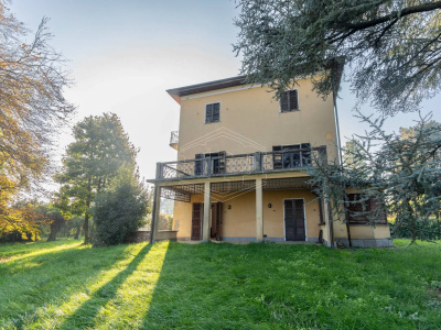 Cascinale in Strada Rosero, Pecetto Torinese (TO)