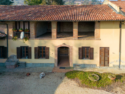 Cascinale in Strada Rosero, Pecetto Torinese (TO)