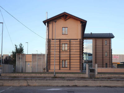 Palazzina uffici in Via dell'Artigianato, Orbassano (TO)