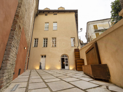 Palazzo Grinzane di Cavour in Via Provale, Costigliole d'Asti (AT)