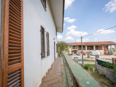 Cascinale con terreno in Strada Buttigliera, Chieri (TO)