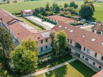 Villa a schiera con giardino in Via Per Carpiano - Melegnano (MI)