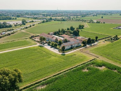 Villa a schiera  con giardino in Via Per Carpiano - Melegnano (MI)