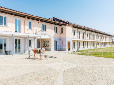 Villa a schiera  con giardino in Via Per Carpiano - Melegnano (MI)