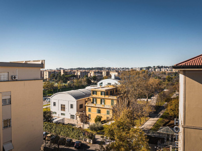 Edificio in Via Corrado Segre - Roma (RM)