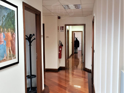 Ufficio in Via Abruzzi - Roma (RM)