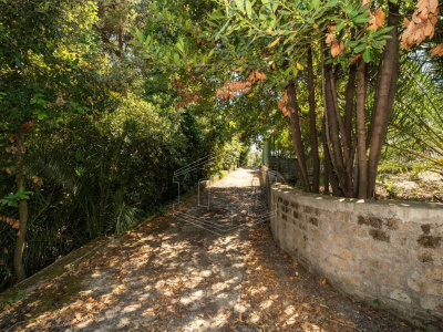 Villa Unifamiliare con giardino privato in Via Torre Ranieri, Napoli (NA)