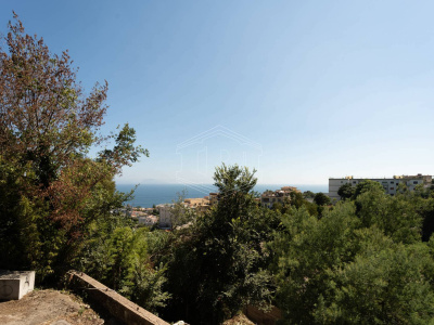 Villa Unifamiliare con giardino privato, Via Torre Ranieri, Napoli (NA)