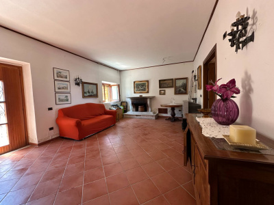 Villa con piscina e giardino in Via Macchianella 19, Castelvetere (AV)