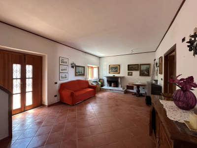 Villa con piscina e giardino in Via Macchianella 19, Castelvetere (AV)