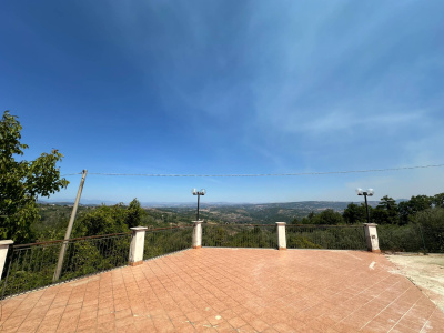 Villa con piscina e giardino in Via Macchianella 19, Castelvetere (AV)