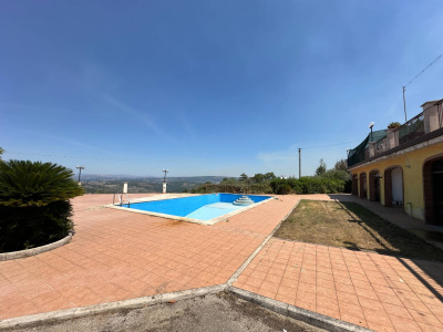 Villa con piscina e giardino in Via Macchianella 19, Castelvetere (AV)