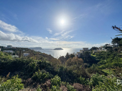 Villa con vista mare in Via San Gennaro Antignano, Pozzuoli (NA)