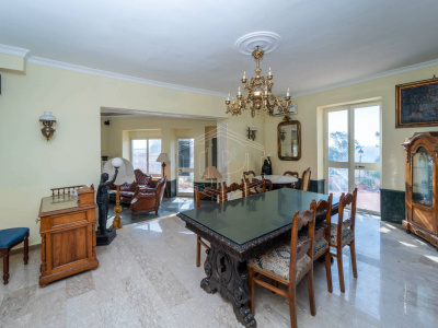 Villa con vista mare in Via San Gennaro Antignano, Pozzuoli (NA)