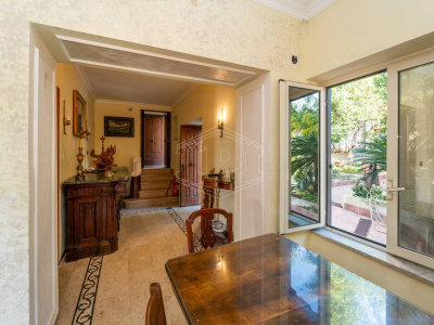 Villa con vista mare in Via San Gennaro Antignano, Pozzuoli (NA)