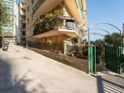 Bilocale con giardino privato in Via G. Bonito 27, Napoli (NA)