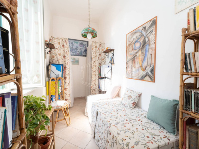 Appartamento in Viale Villa S. Maria 33, Napoli (NA)