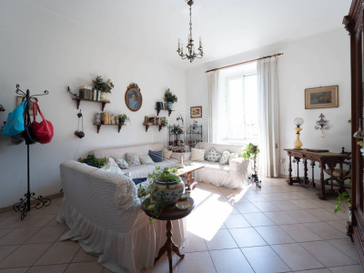 Appartamento in Viale Villa S. Maria 33, Napoli (NA)