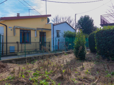 casa singola con giardino a Voltabarozzo (PD)