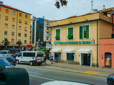 Piazza Cavour, Vado Ligure  (SV)