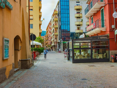 Piazza Cavour, Vado Ligure  (SV)