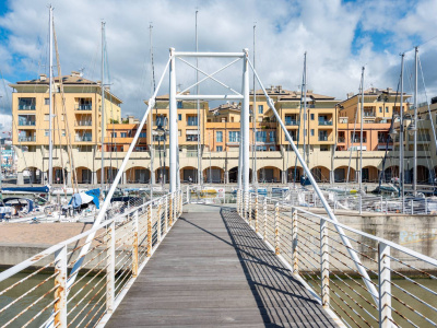 Locale commerciale, Via Luigi Cibrario, Sestri Ponente (GE)