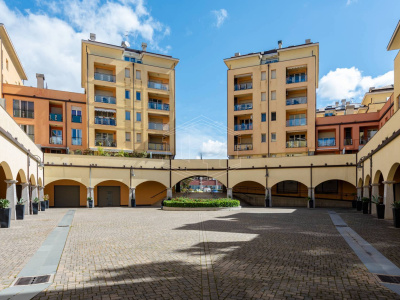 Locale commerciale, Via Luigi Cibrario, Sestri Ponente (GE)