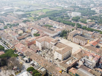 Complesso Immobiliare "Ex Direzione Saline" in Corso Mazzini a Cervia (RA) - Centro storico