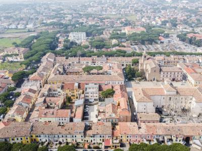 Complesso Immobiliare "Ex Direzione Saline" in Corso Mazzini a Cervia (RA) - Centro storico