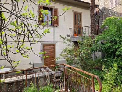 Quadrilocale con giardino a Vallico di Sopra - Fabbriche di Vergemoli (LU)