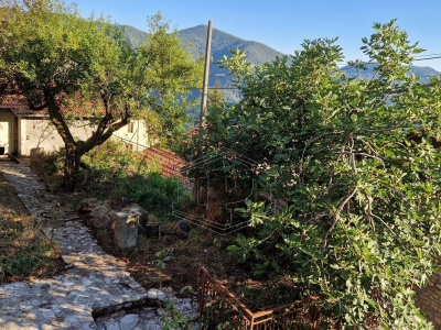 Quadrilocale con giardino a Vallico di Sopra - Fabbriche di Vergemoli (LU)