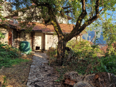 Quadrilocale con giardino a Vallico di Sopra - Fabbriche di Vergemoli (LU)