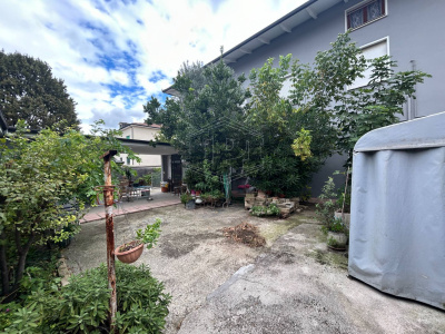 Casa indipendente con giardino, San Matteo della Decima, (BO)