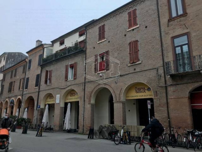 Ampio Ufficio in Centro Storico a Ferrara - Porta Reno