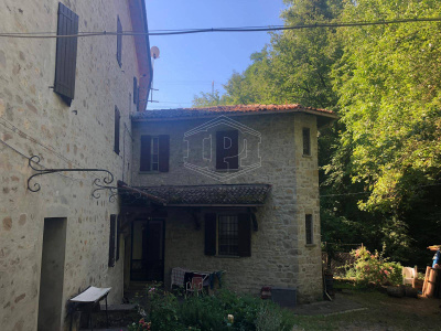 Quadrilocale in casale, località Quercia-Marzabotto (BO) - Gardelletta