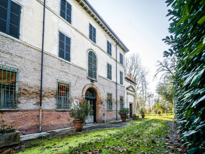 Villa d'epoca a San Pietro in Vincoli (RA)