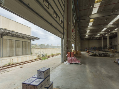 Capannone sito in Viale Maestri Del Lavoro 1 - Bari (BA)