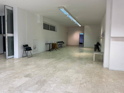 Locale Commerciale in zona Beccaria - Firenze (FI)