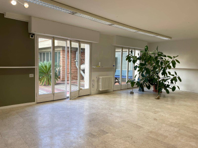 Locale Commerciale in zona Beccaria - Firenze (FI)