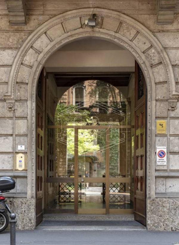 Ufficio in Foro Buonaparte 12 - Milano (MI)