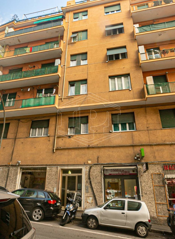 Appartamento, Via Vesuvio, Genova (GE)