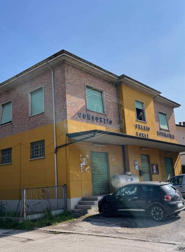 Complesso immobiliare a Corpoḷ-Marecchiese, Rimini (RN)